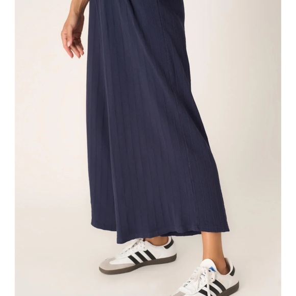 Project Social T Women's Navy Wide-Leg Pants - Picture 4 of 6